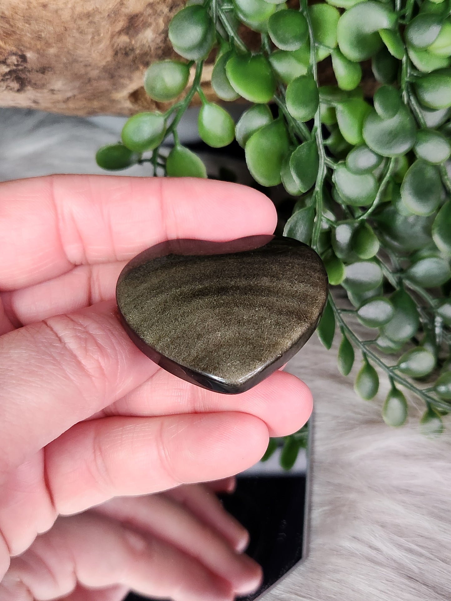 Gold Sheen Obsidian | Hearts