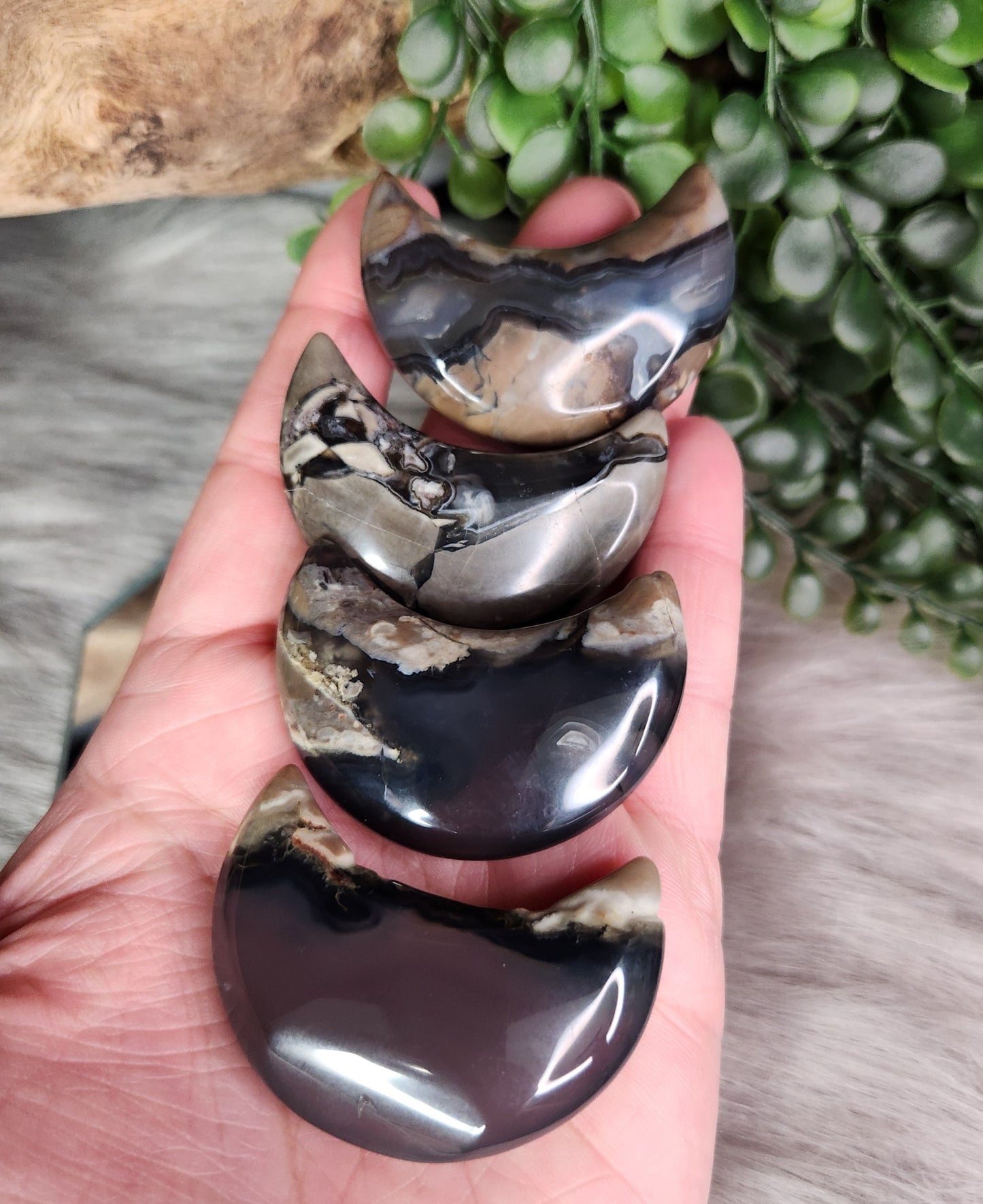 Volcano Agate | Moons