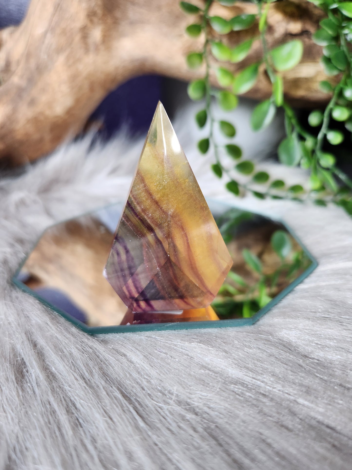 Fluorite | Geometric Arrowheads
