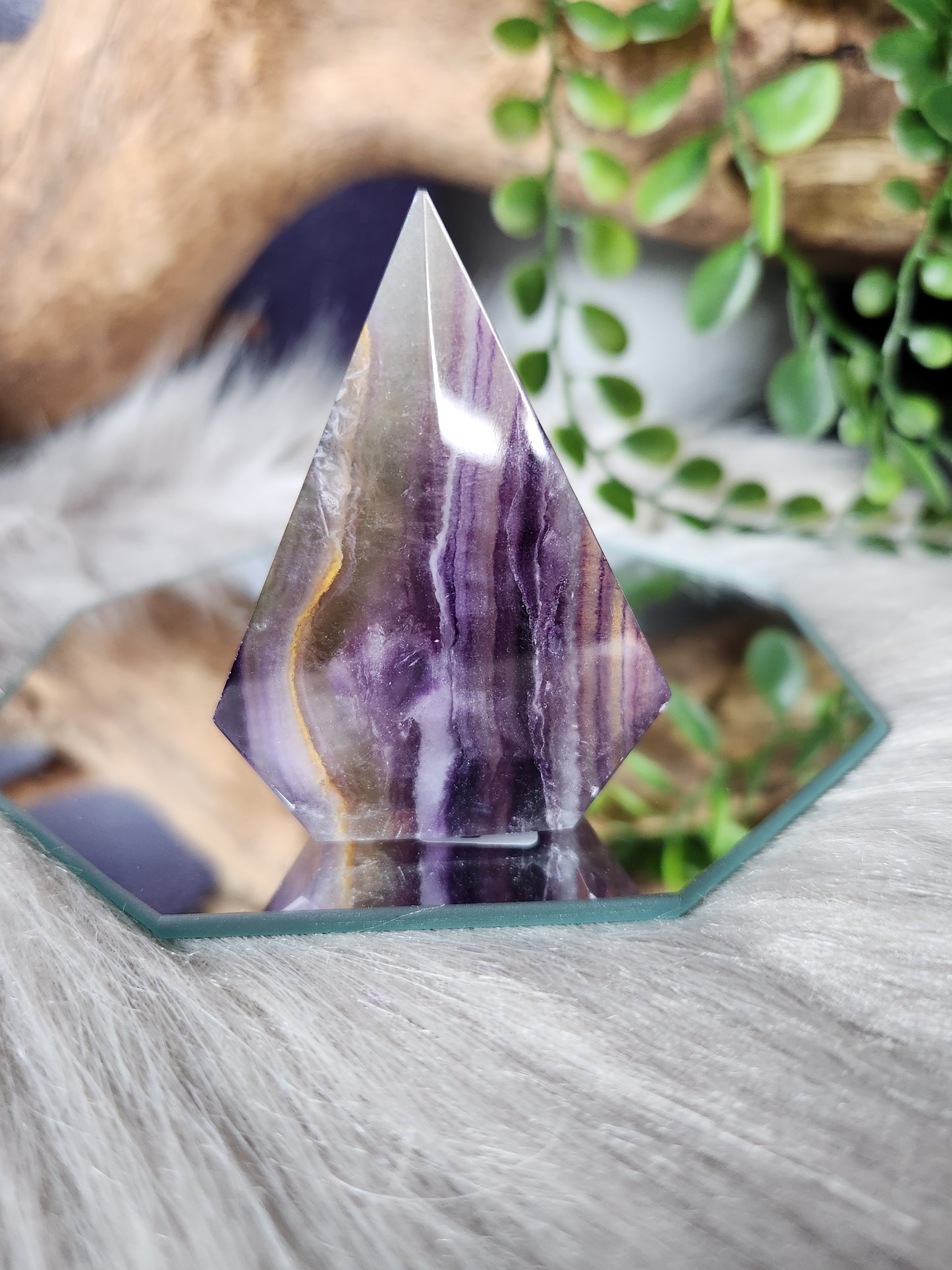 Fluorite | Geometric Arrowheads