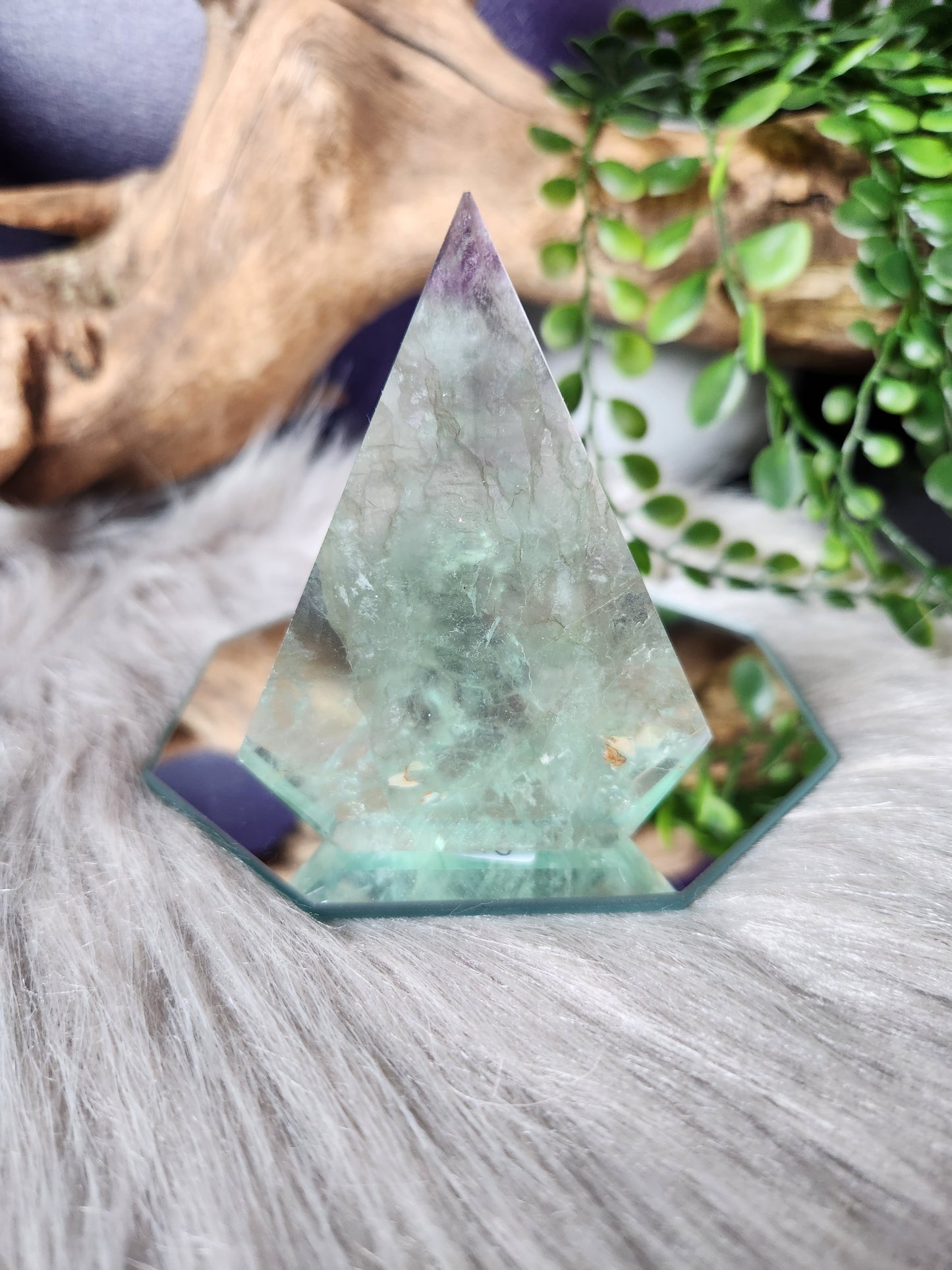 Fluorite | Geometric Arrowheads