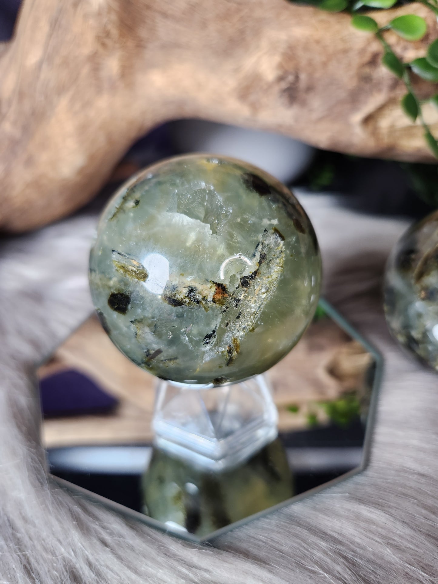 Prehnite w/ Epidote| Spheres