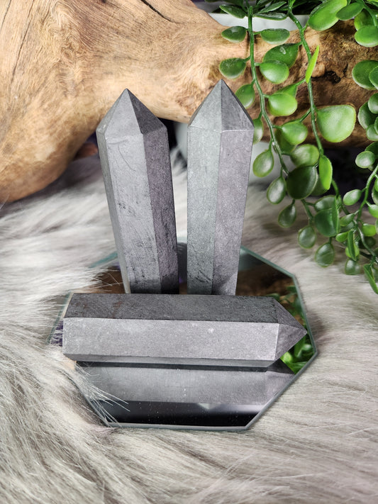 Shungite | Small Towers