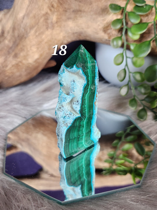 Malacolla | Small Slabs w/Raw Edges