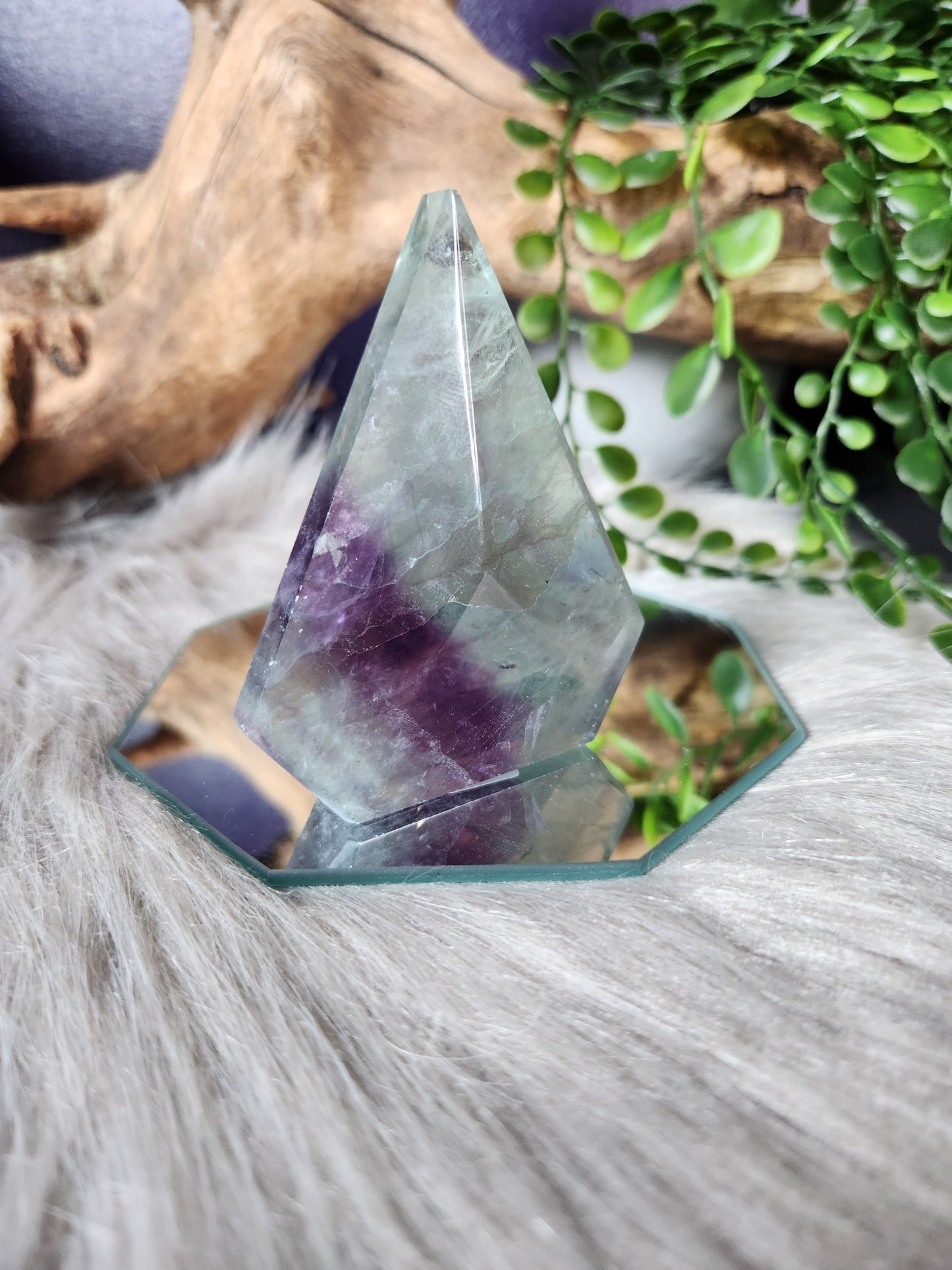 Fluorite | Geometric Arrowheads
