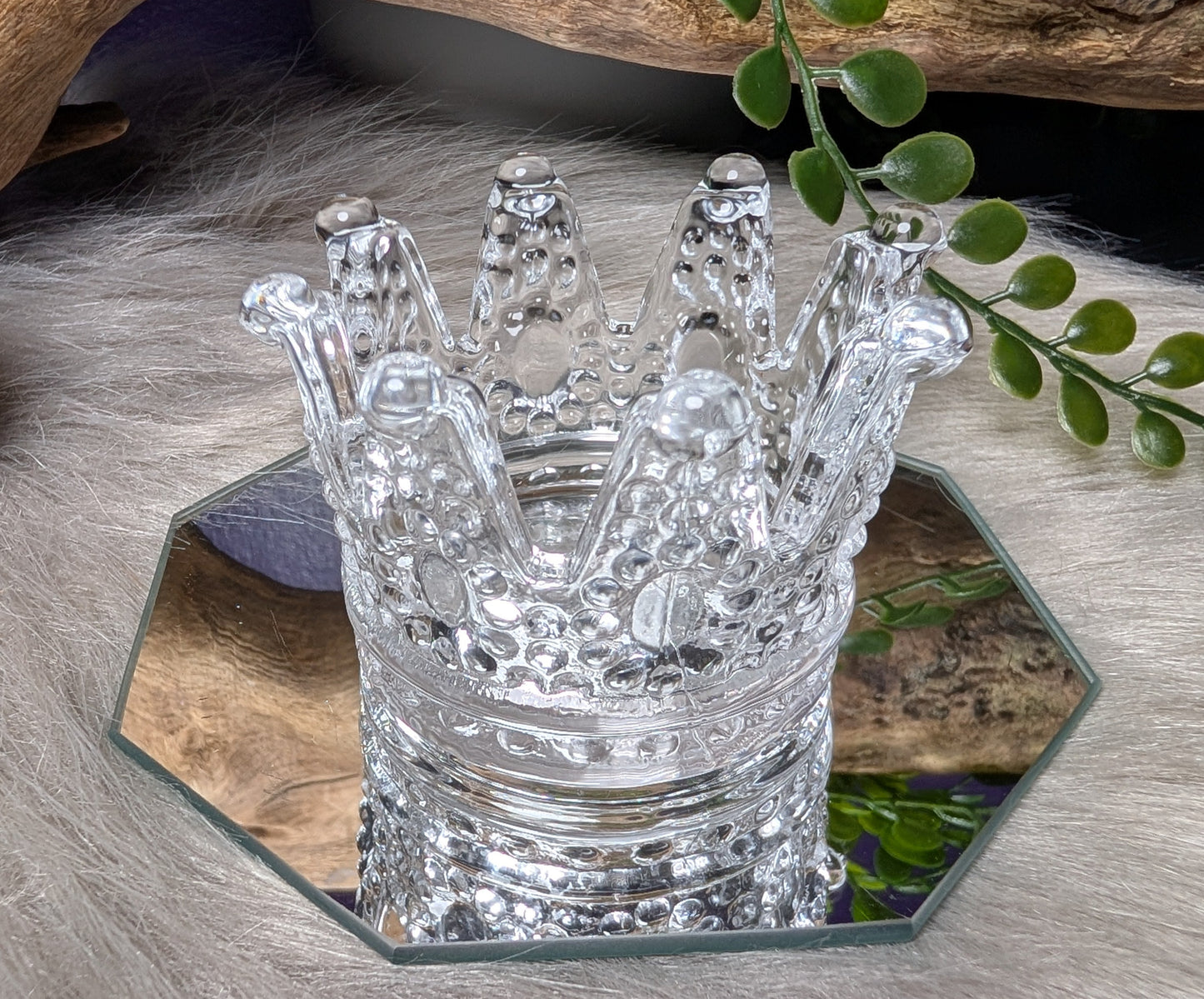 Glass Crown | Sphere Stand